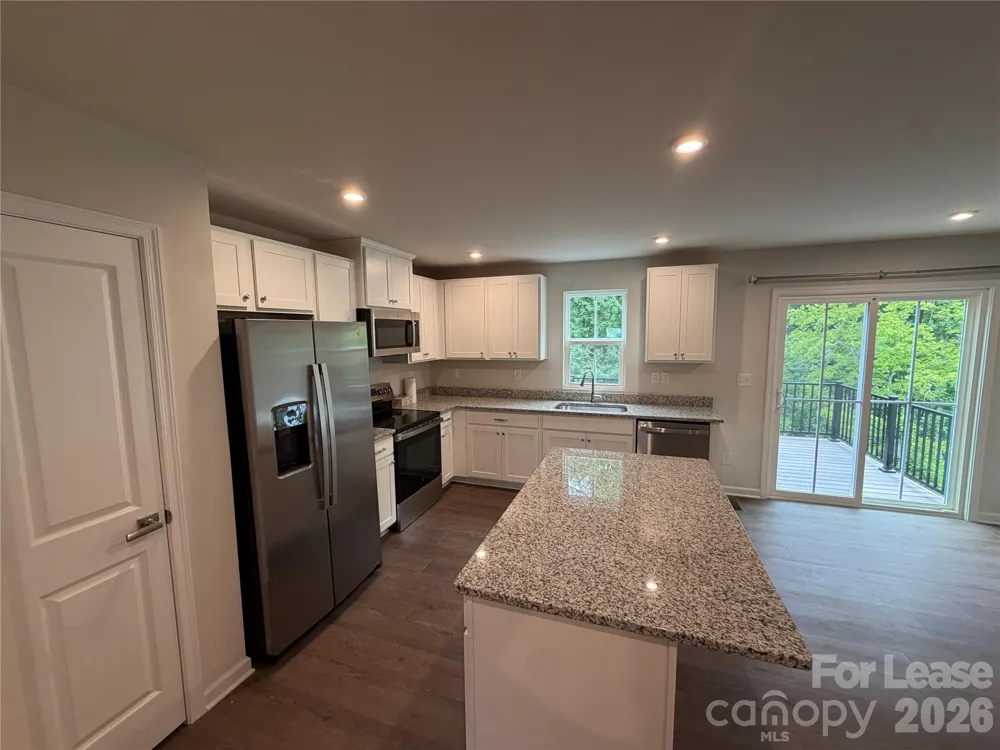 5945 Granbury Drive Kannapolis, NC 28081