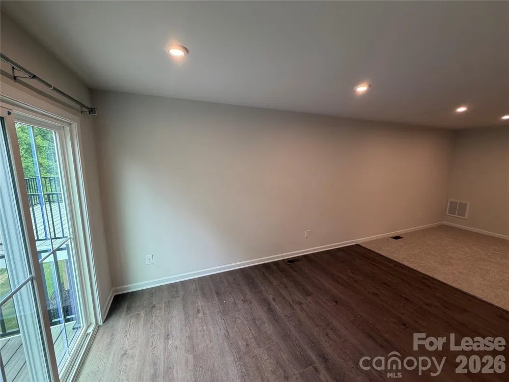 5945 Granbury Drive Kannapolis, NC 28081