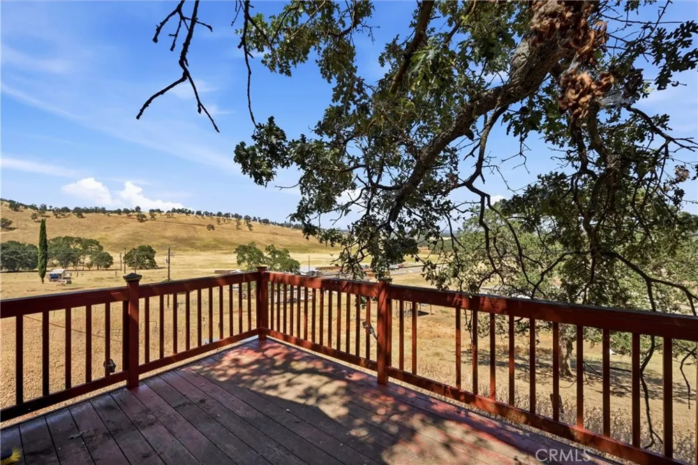 2659 Reid Lane Clearlake, CA 95422