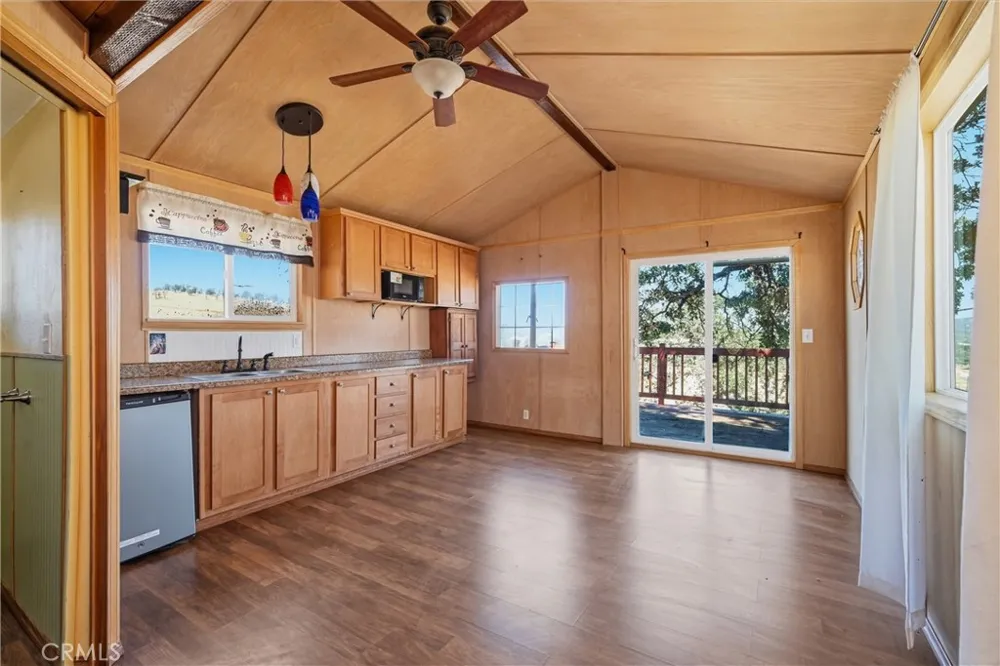 2659 Reid Lane Clearlake, CA 95422
