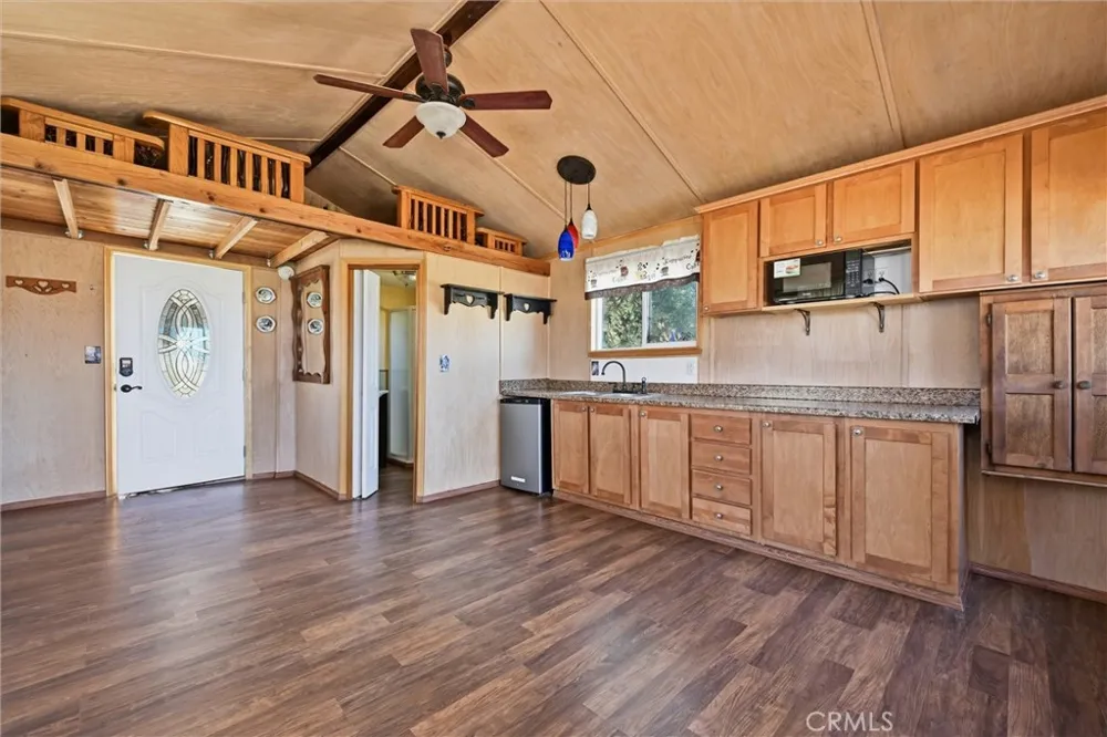 2659 Reid Lane Clearlake, CA 95422