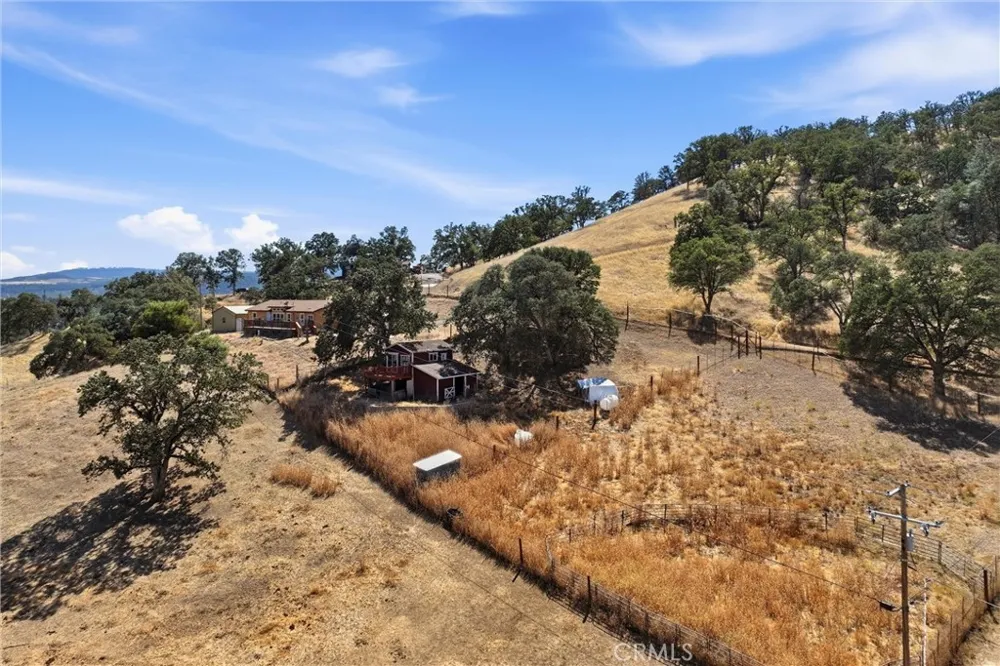 2659 Reid Lane Clearlake, CA 95422
