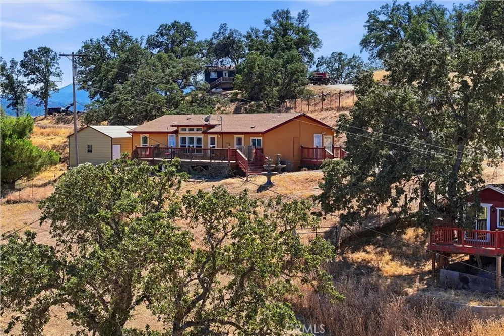 2659 Reid Lane Clearlake, CA 95422