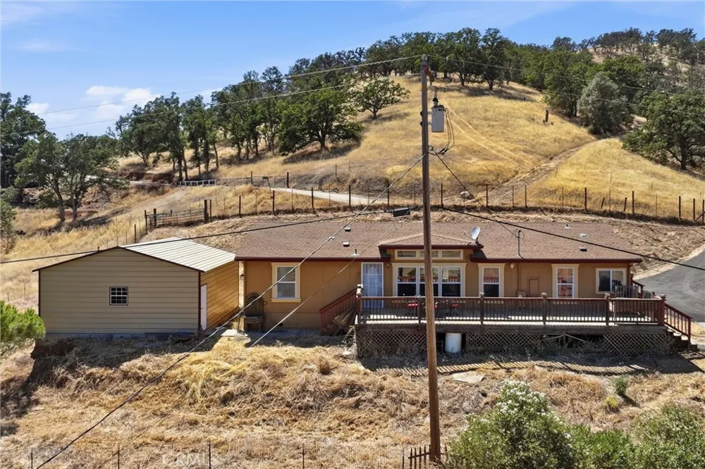 2659 Reid Lane Clearlake, CA 95422