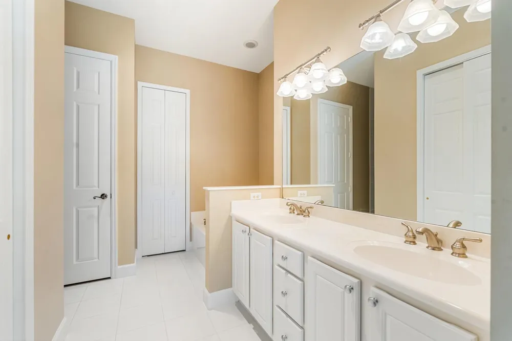 2320 Water Oak Court SW #123 Vero Beach, FL 32962