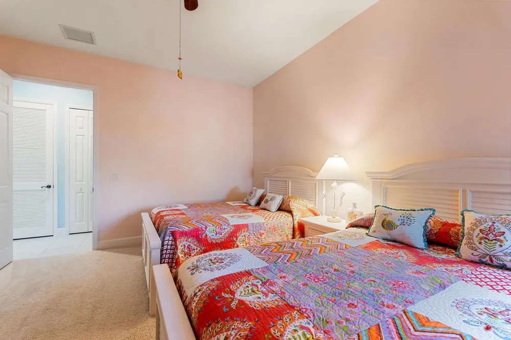 2320 Water Oak Court SW #123 Vero Beach, FL 32962