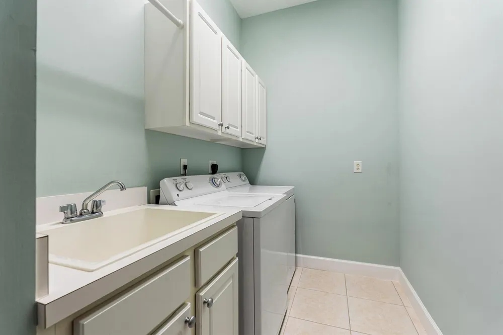 2320 Water Oak Court SW #123 Vero Beach, FL 32962