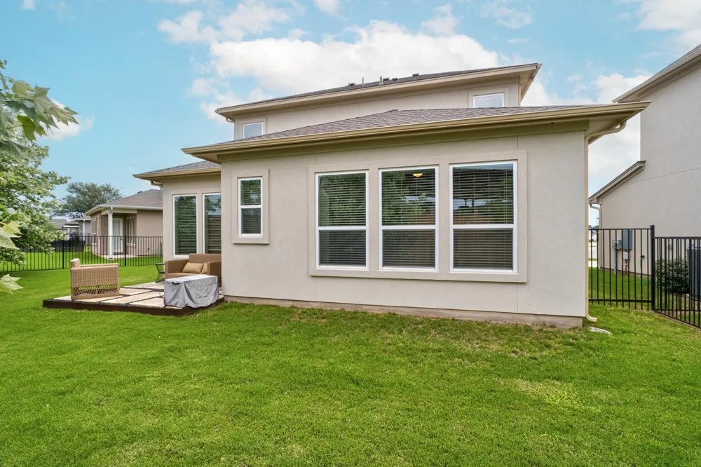 144 Monterey Oak Trail Georgetown, TX 78628