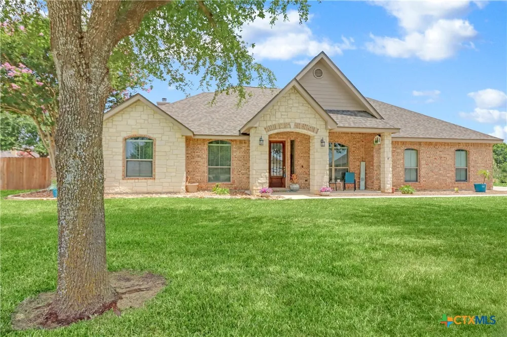 1446 Emily Lane Seguin, TX 78155