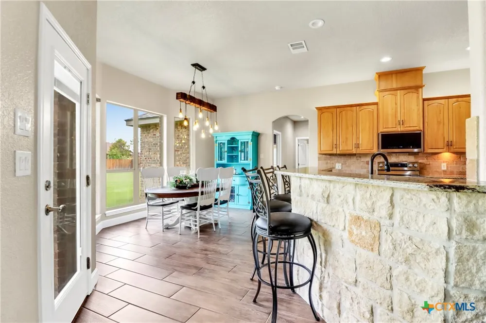 1446 Emily Lane Seguin, TX 78155