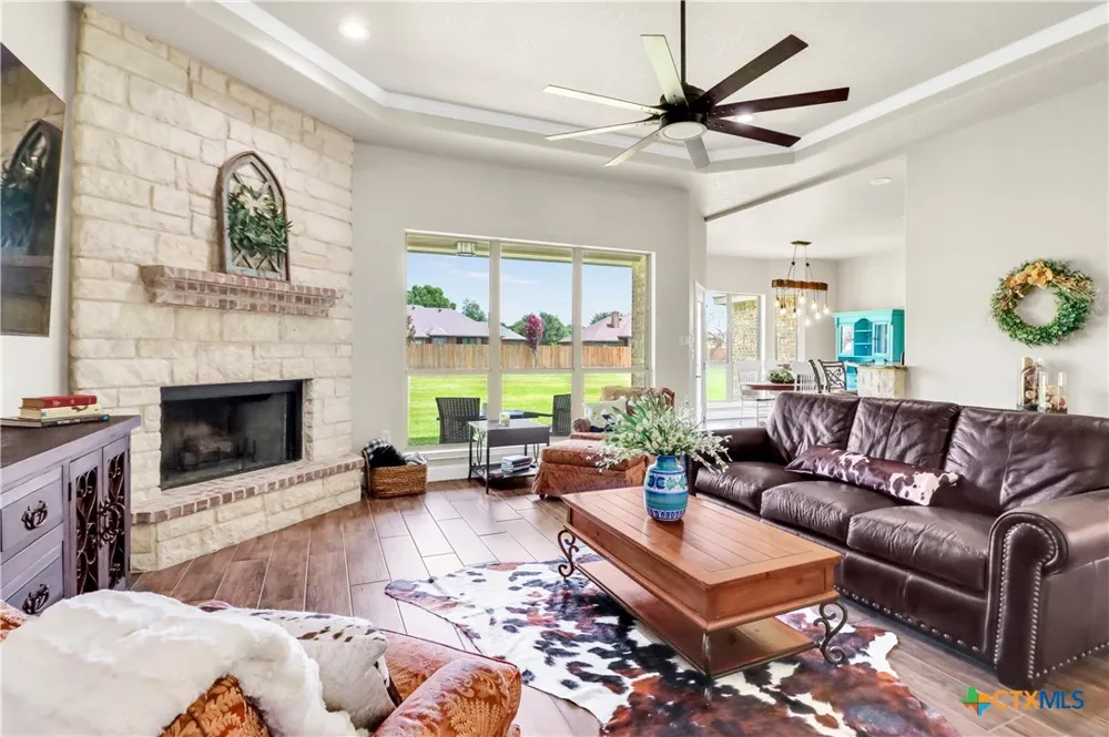 1446 Emily Lane Seguin, TX 78155