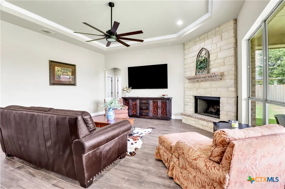1446 Emily Lane Seguin, TX 78155