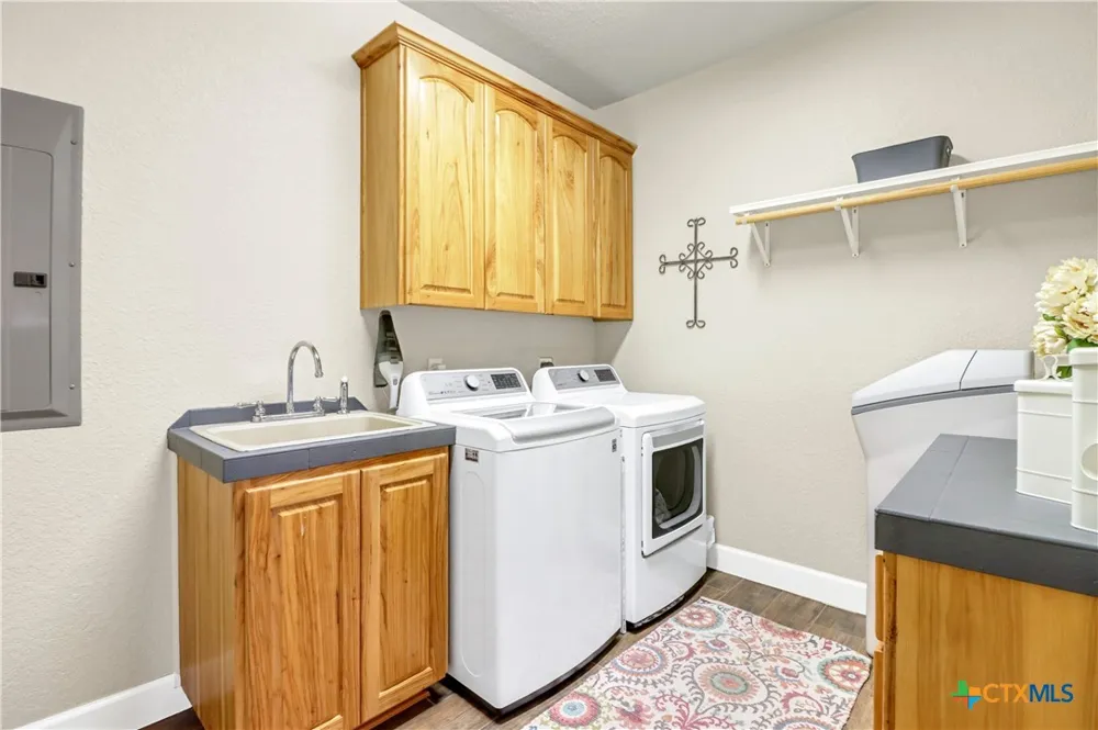 1446 Emily Lane Seguin, TX 78155