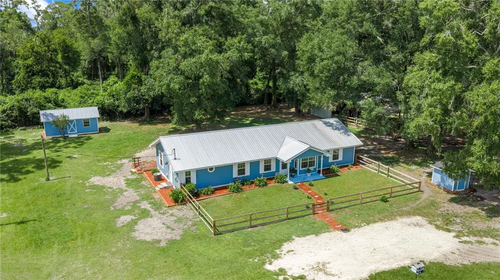 1890 NW 167TH PLACE Trenton, FL 32693