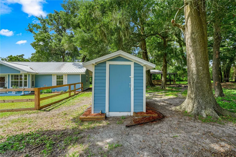 1890 NW 167TH PLACE Trenton, FL 32693