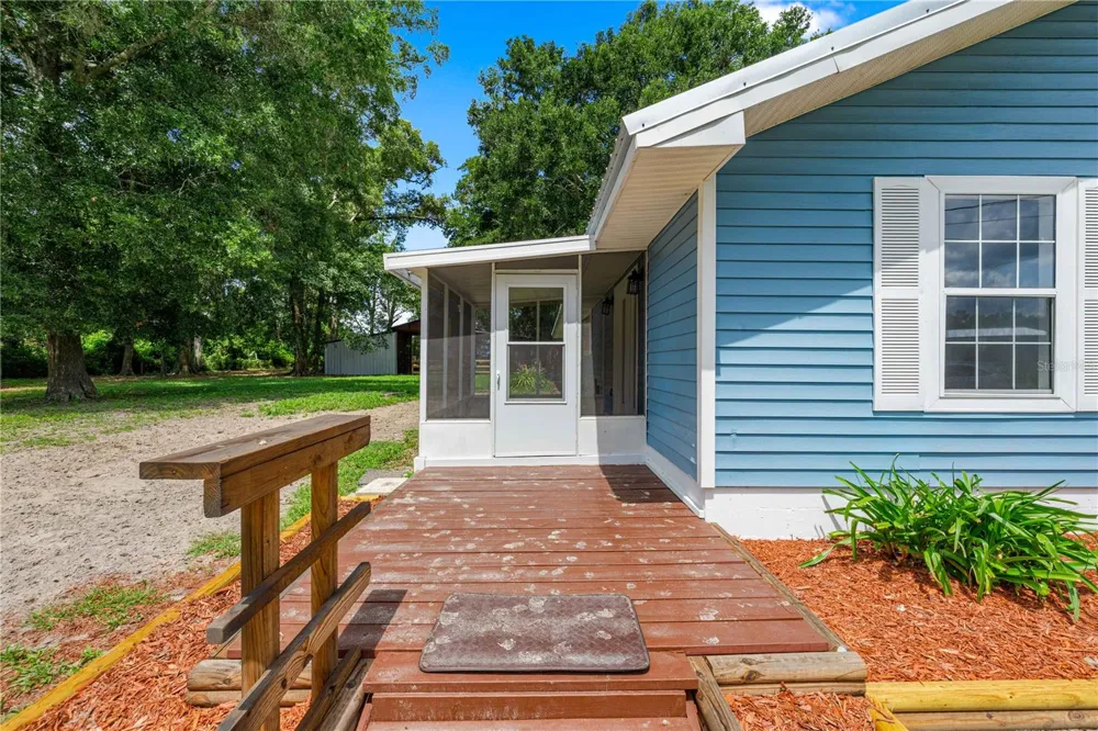 1890 NW 167TH PLACE Trenton, FL 32693