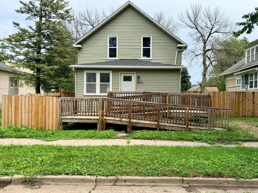 600 Strait Avenue Worthington, MN 56187