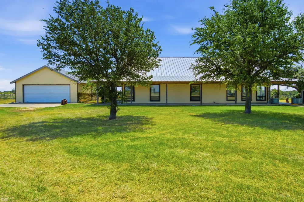 3624 County Road 398 Stephenville, TX 76401