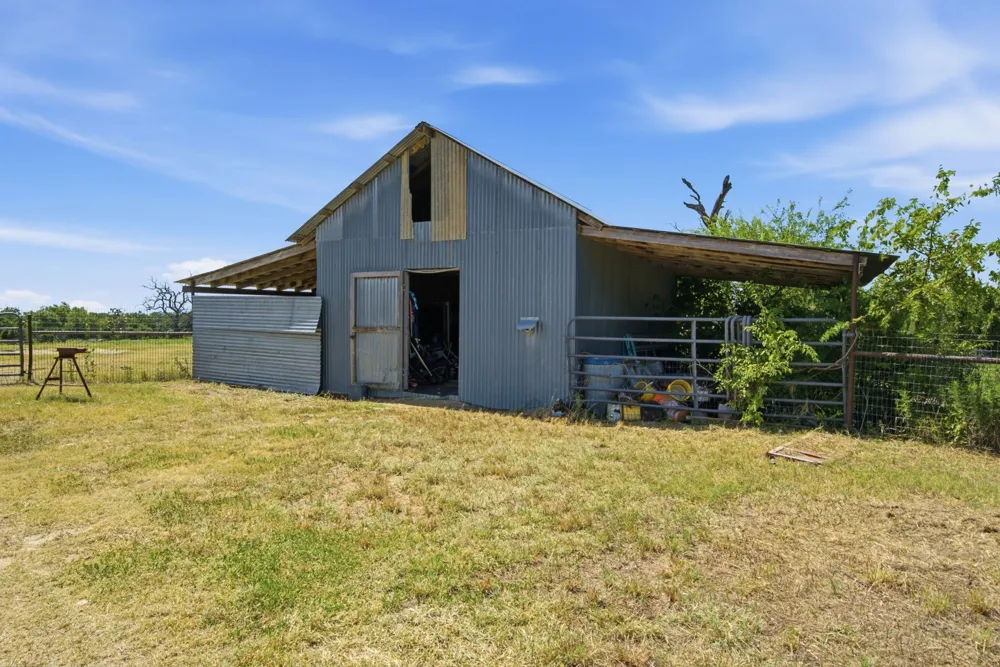 3624 County Road 398 Stephenville, TX 76401