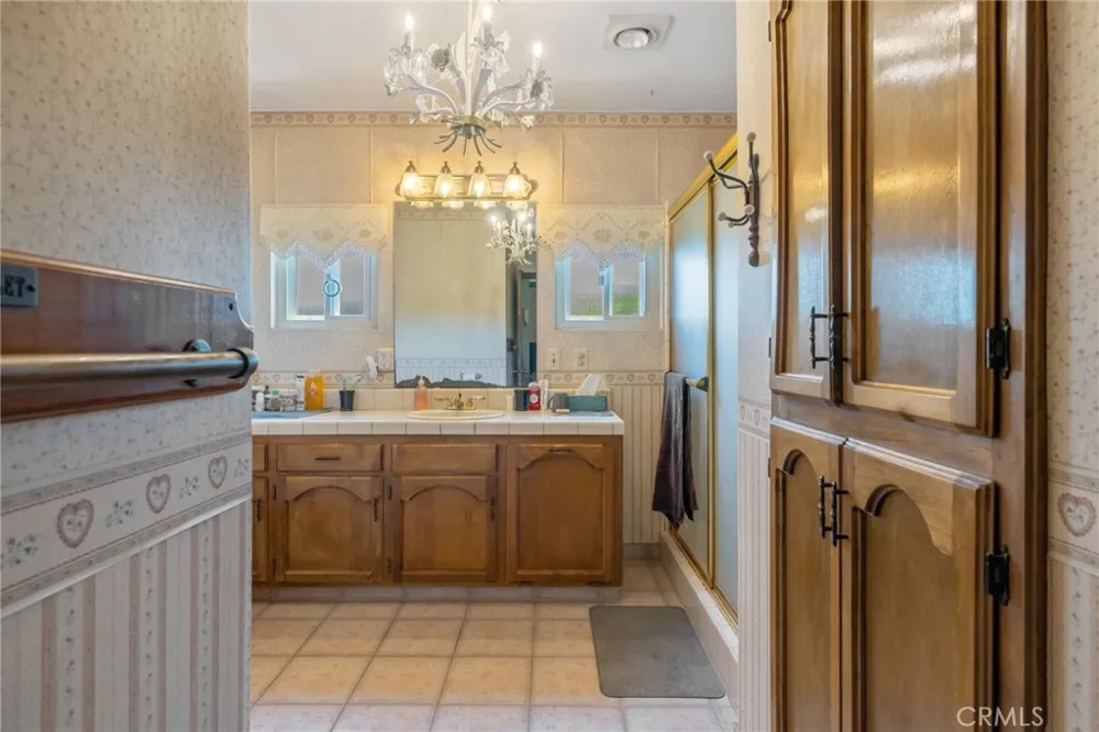16565 Lacey Boulevard Lemoore, CA 93245
