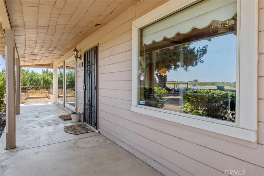 16565 Lacey Boulevard Lemoore, CA 93245