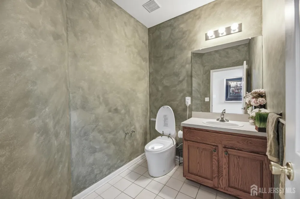 17 Santa Fe Avenue Old Bridge, NJ 08857