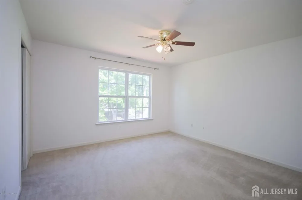 17 Santa Fe Avenue Old Bridge, NJ 08857