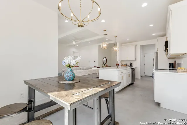 1209 Avenue K Hondo, TX 78861