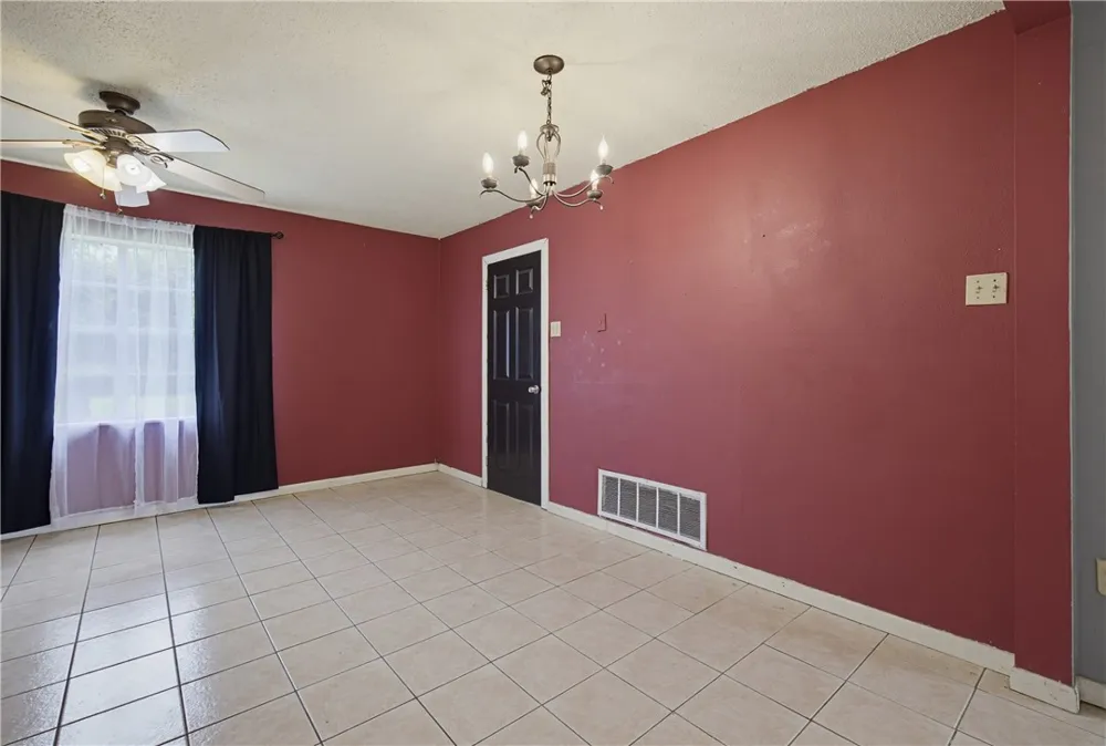 307 Bullard Odem, TX 78370