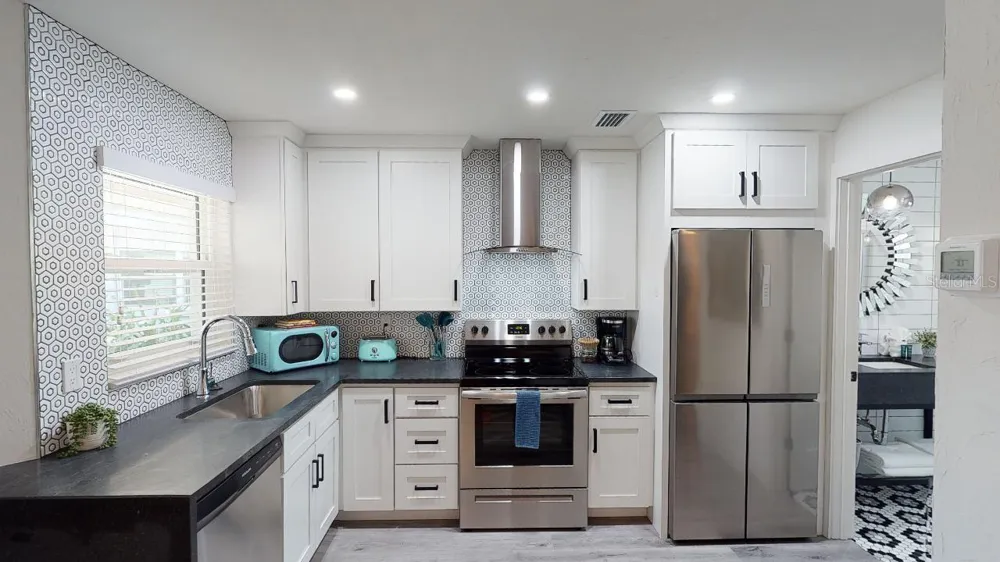 1912 MORRILL #1916 Sarasota, FL 34236