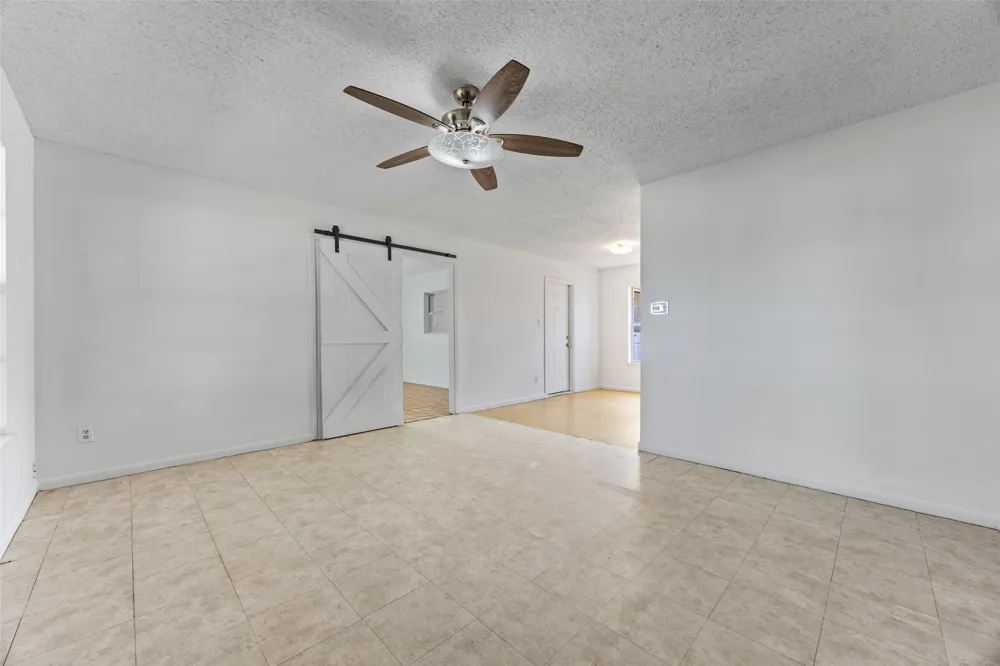 1406 Kingfish Drive Granite Shoals, TX 78654