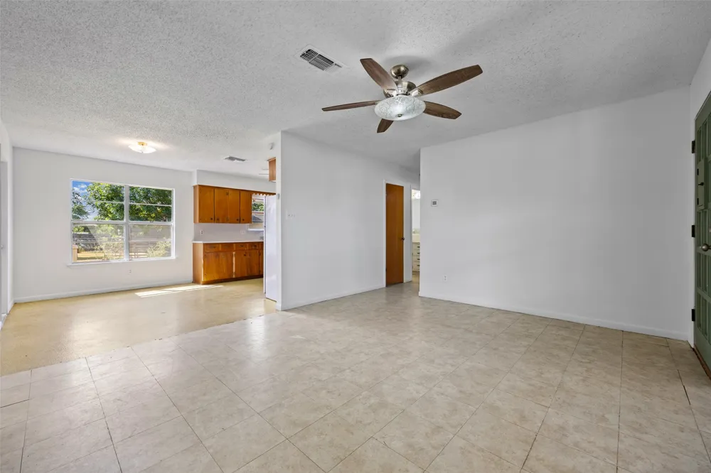 1406 Kingfish Drive Granite Shoals, TX 78654