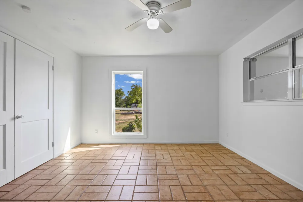 1406 Kingfish Drive Granite Shoals, TX 78654