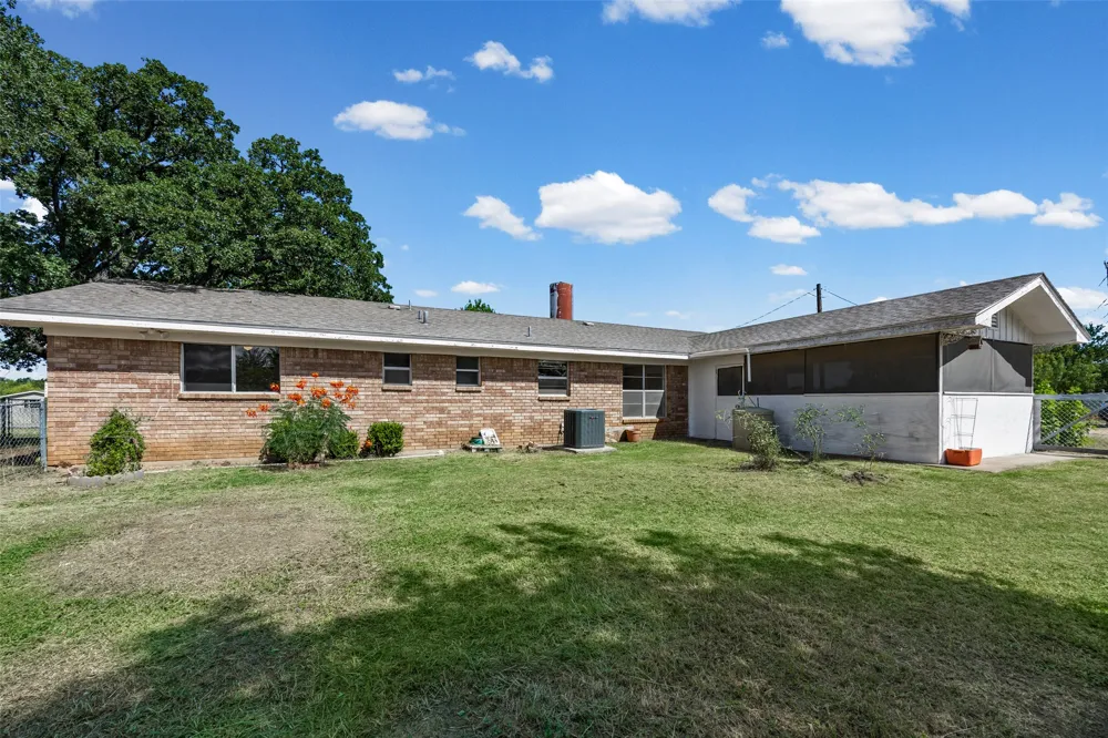 1406 Kingfish Drive Granite Shoals, TX 78654
