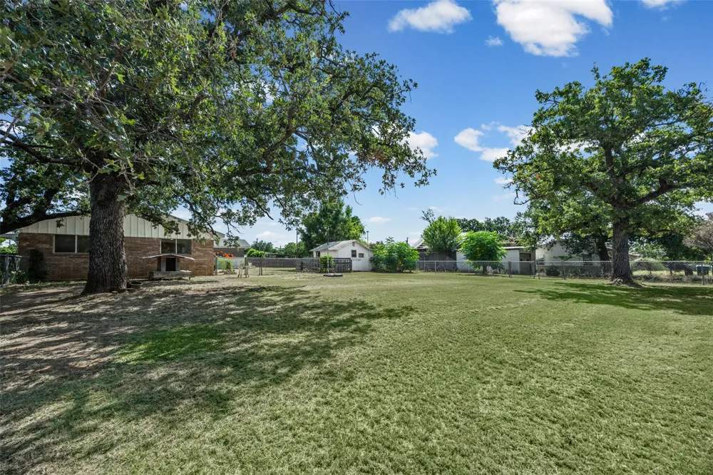 1406 Kingfish Drive Granite Shoals, TX 78654