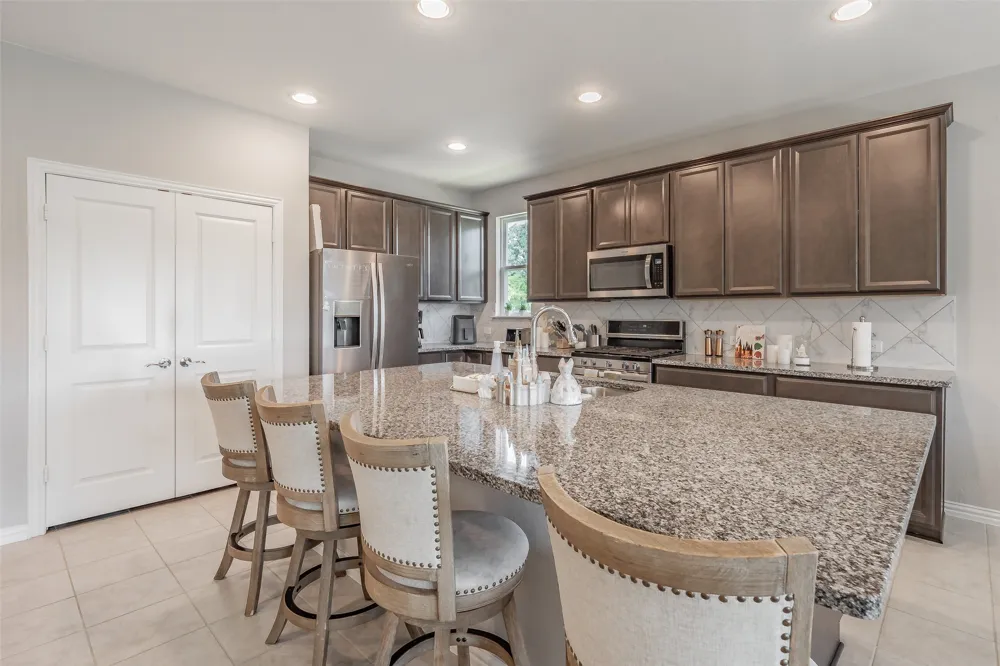 4512 Minnow Cove Road Oak Point, TX 75068