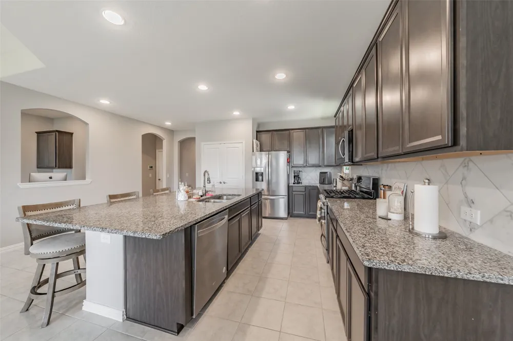 4512 Minnow Cove Road Oak Point, TX 75068
