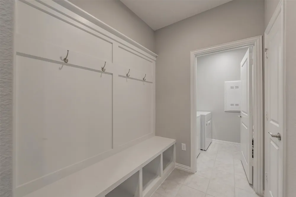 4512 Minnow Cove Road Oak Point, TX 75068