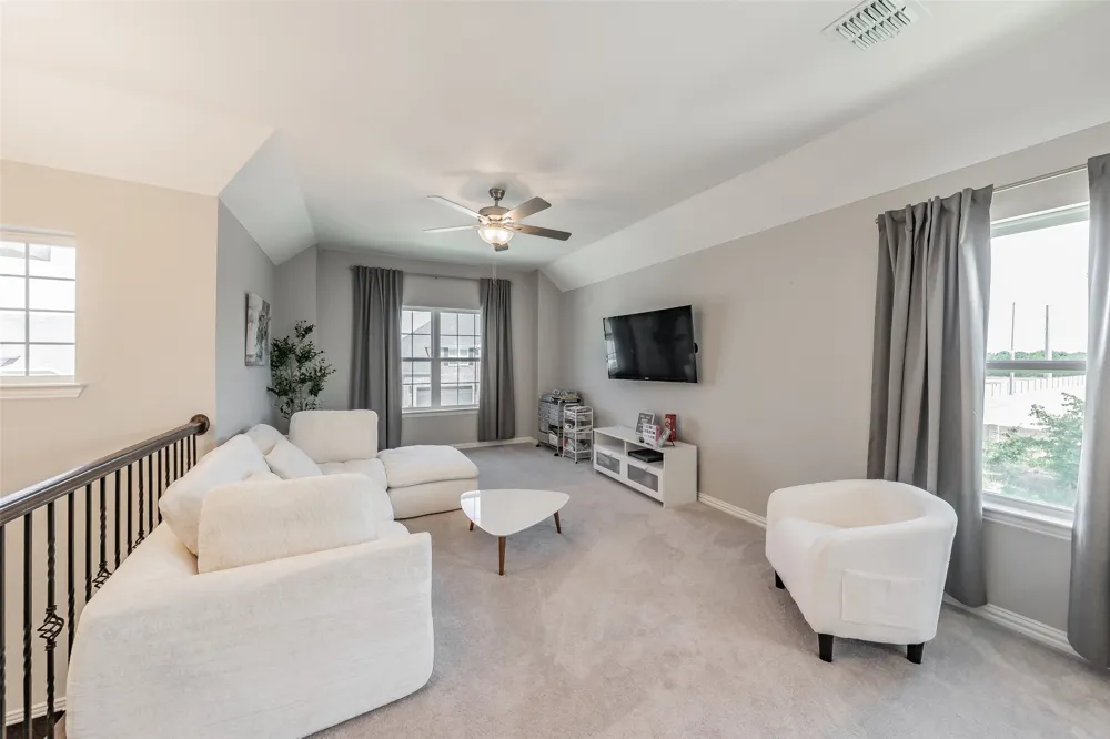 4512 Minnow Cove Road Oak Point, TX 75068