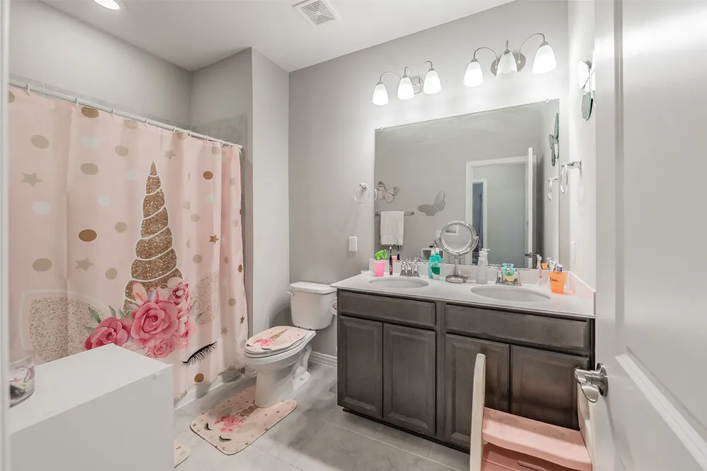 4512 Minnow Cove Road Oak Point, TX 75068