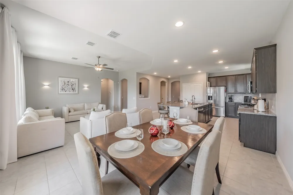 4512 Minnow Cove Road Oak Point, TX 75068