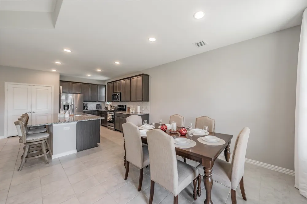4512 Minnow Cove Road Oak Point, TX 75068