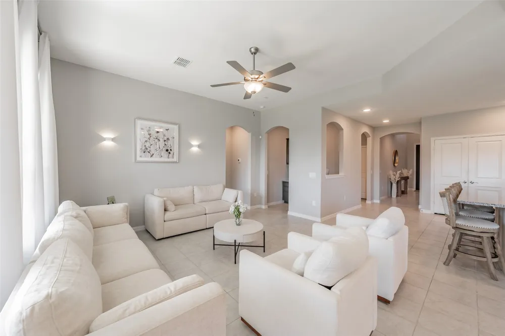 4512 Minnow Cove Road Oak Point, TX 75068