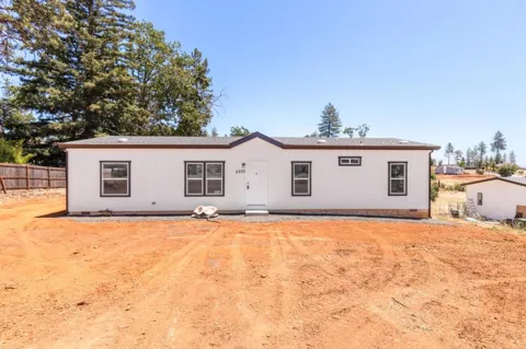 5570 De Sante Lane