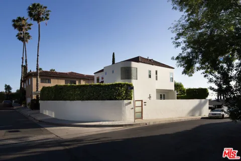 5518 Tuxedo Terrace