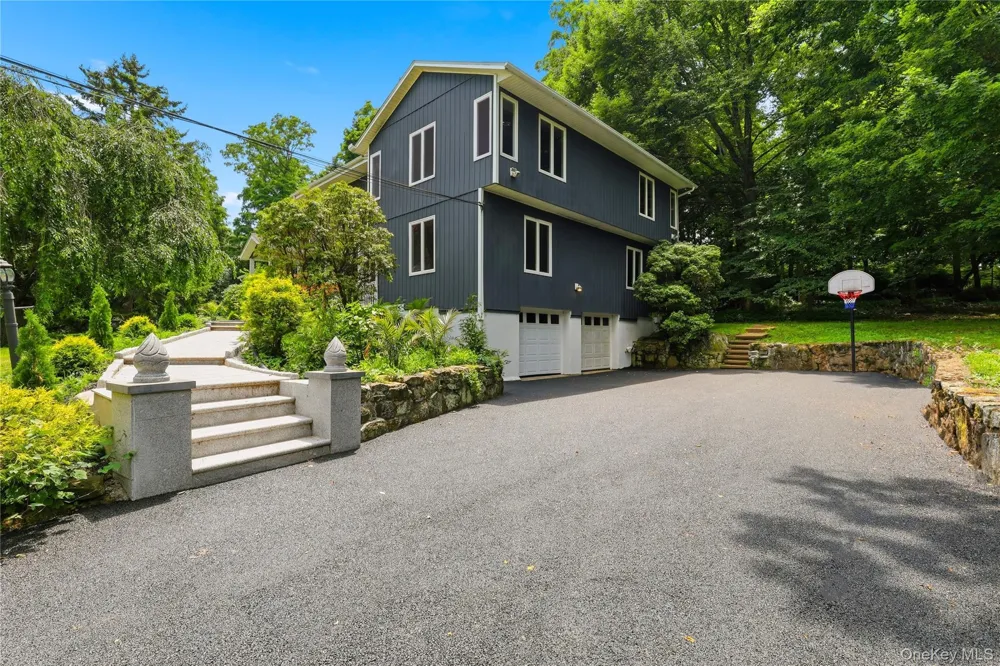 12 E Mount Airy Road Croton-on-Hudson, NY 10520