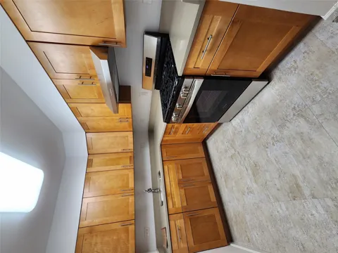 905 East 82nd Street
