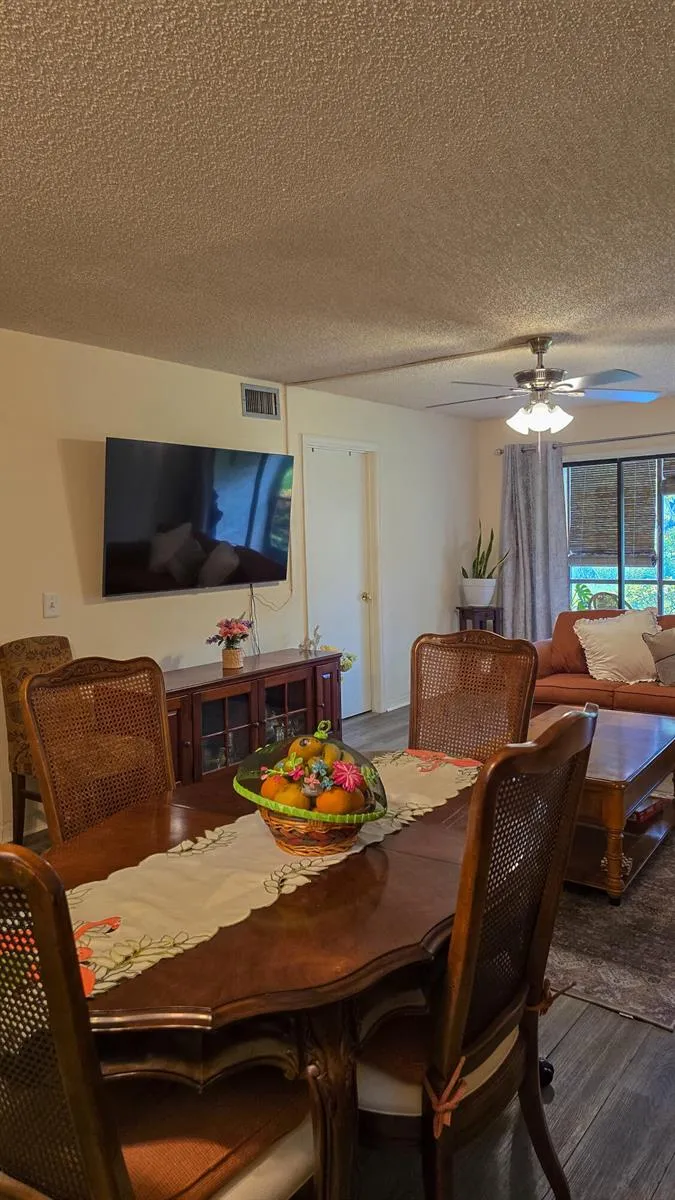 400 18th Street #D Vero Beach, FL 32960