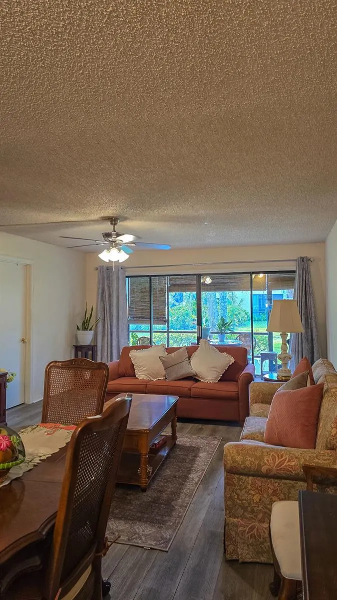 400 18th Street #D Vero Beach, FL 32960
