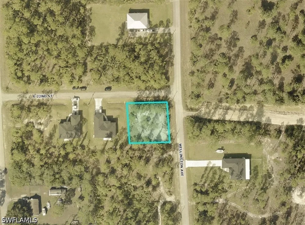E 22nd Street Alva, FL 33920